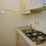 Апартаменти Lovely Seaview Flat-beahost Бібіоне