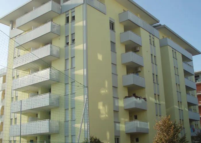 Lovely Seaview Flat-beahost Apartment Bibione